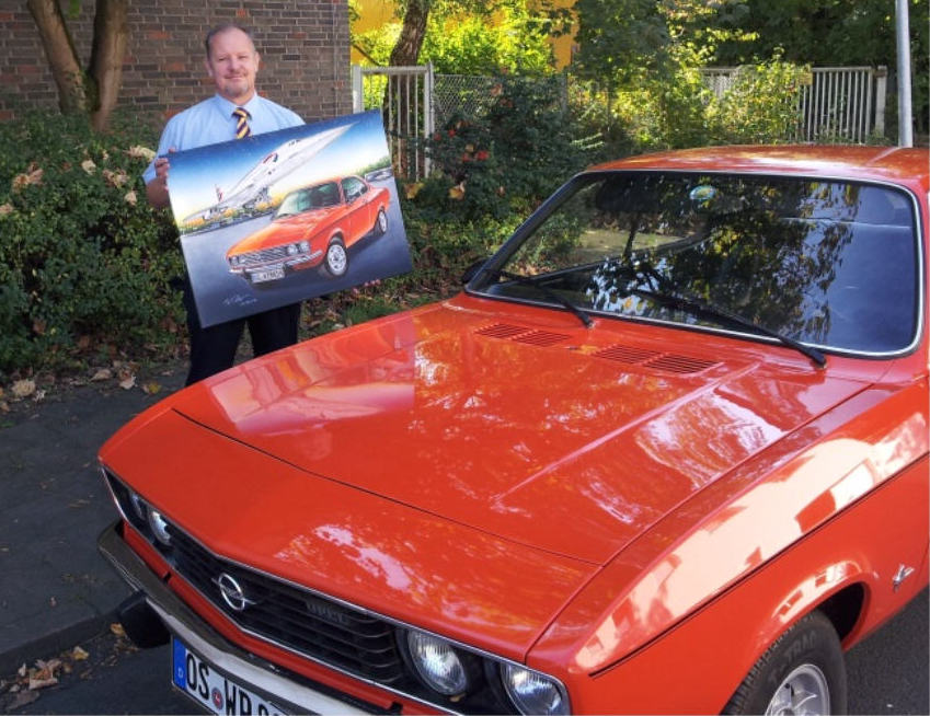 Blech-Picasso Werner Pitzner mit Manta A und Auto-Gemälde